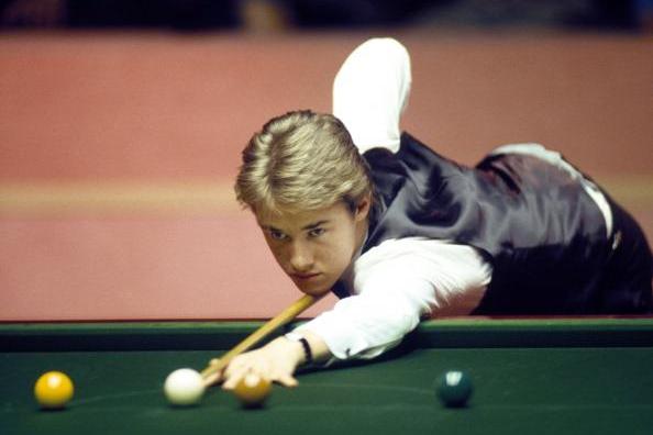 如今身边少 如今身边少